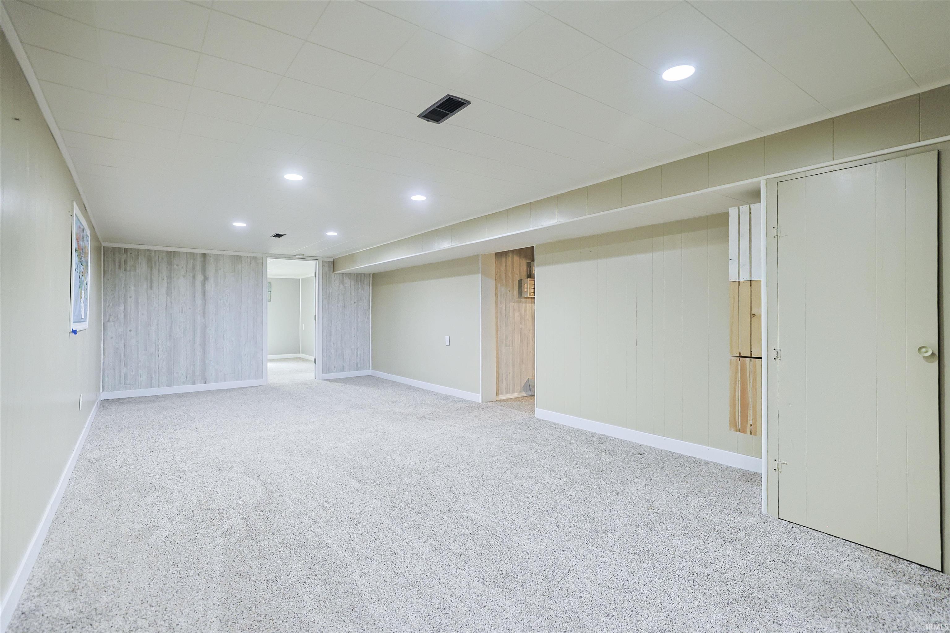 1005 Violet Road Elkhart, IN 46514 - Photo 22 of 45