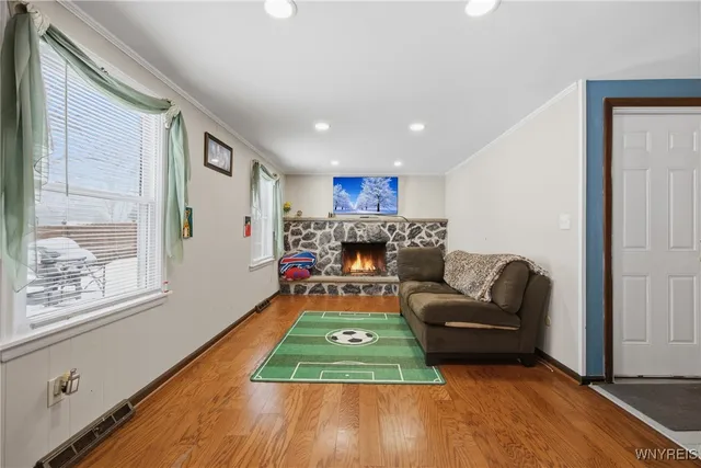 $349,999 | 185 Old Farm Circle, Amherst, NY 14221