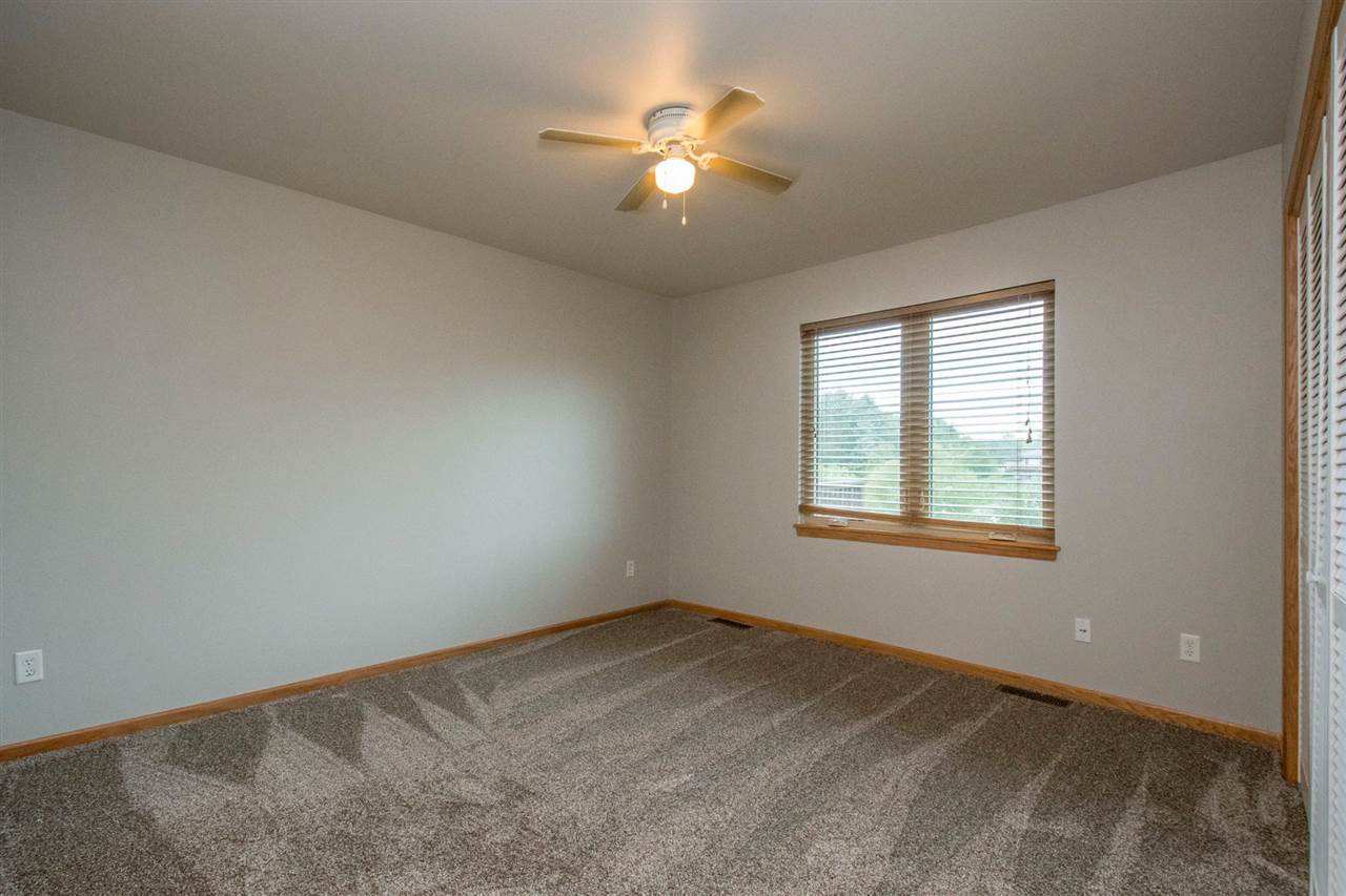 765 Rachael Street North Liberty, IA 52317 - Photo 8 of 23 Gallery Image 8