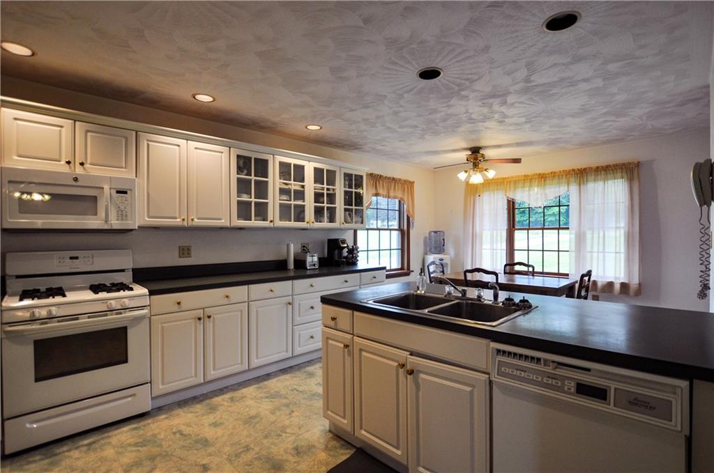 540 Bicker Road Cabot, PA 16023 - Photo 5 of 17