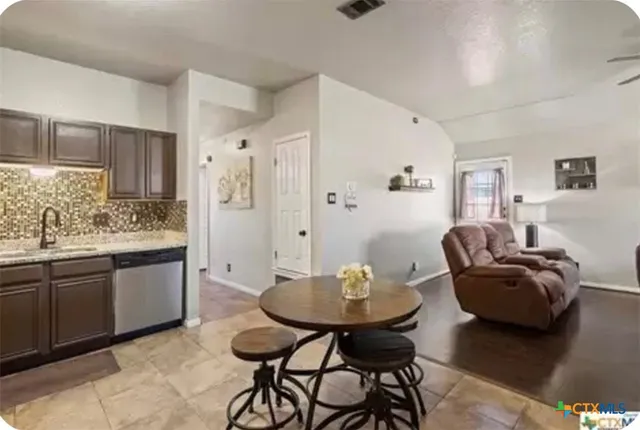$1,250 | 5210 Morning Glen Lane, Unit B, Killeen, TX 76542