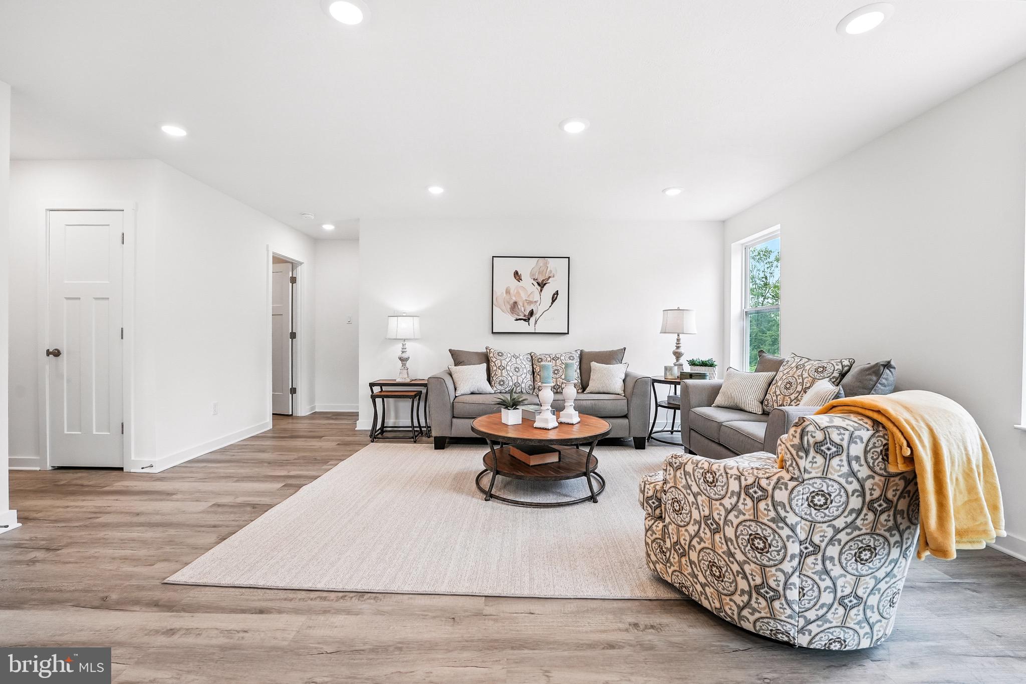 2 Monroe Avenue Ranson, WV 25438 - Photo 11 of 36