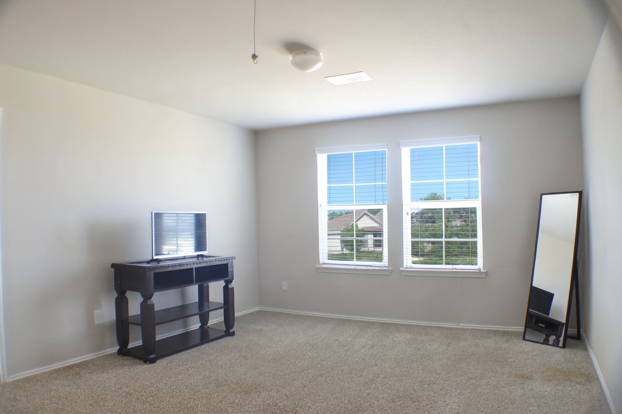 2518 Kingsford Arbor Way Spring, TX 77373 - Photo 13 of 19 upstairs living 2