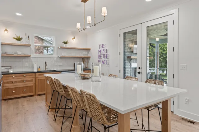 $675,000 | 124 Barefoot Way, Winchester, TN 37398