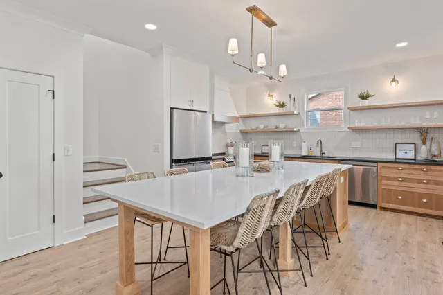 $675,000 | 124 Barefoot Way, Winchester, TN 37398