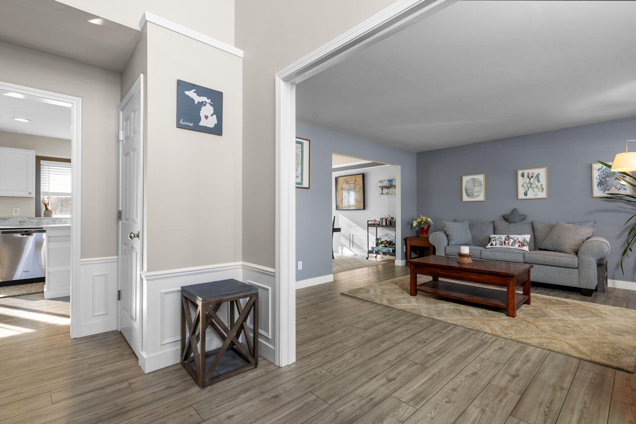 48893 5th Avenue Canton, MI 48188 - Photo 11 of 61 21-web-or-mls-DSC01394