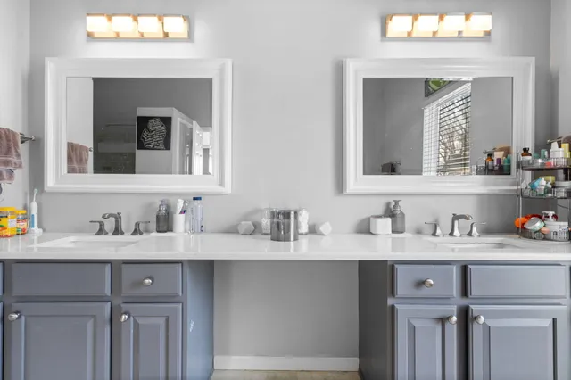 $560,000 | 48893 5th Avenue, Canton, MI 48188