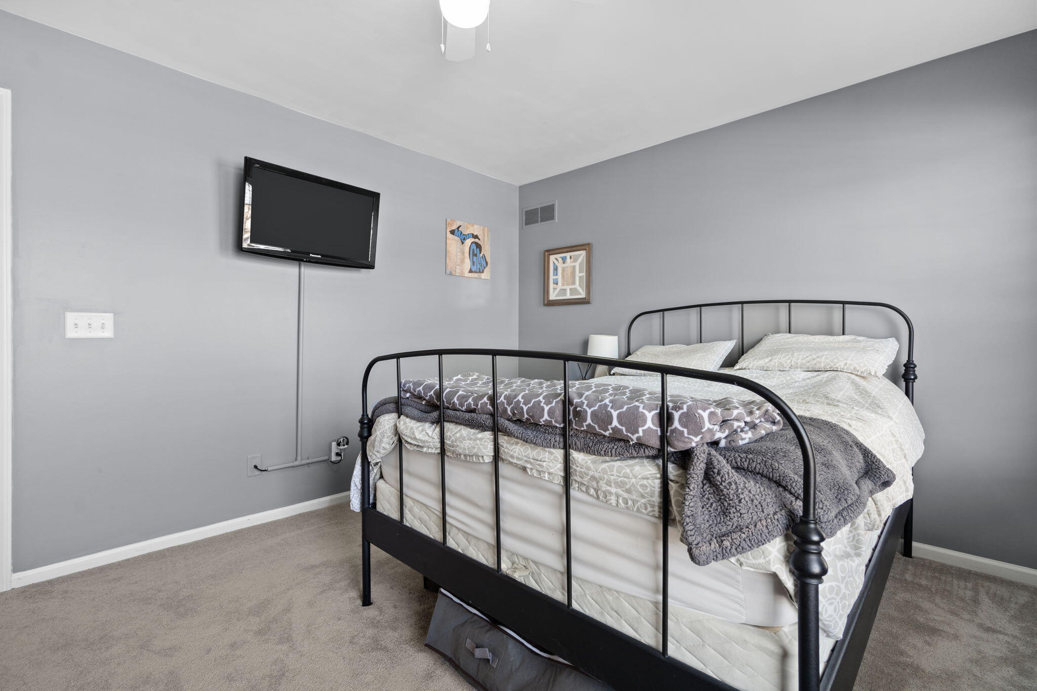 48893 5th Avenue Canton, MI 48188 - Photo 34 of 61 38-web-or-mls-DSC01505