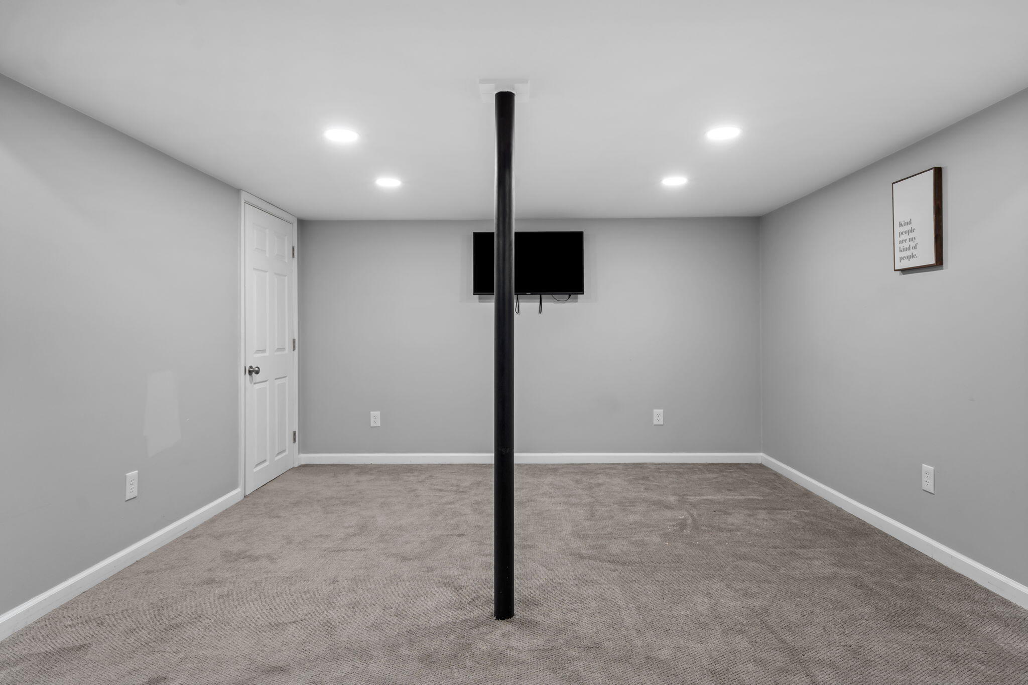 48893 5th Avenue Canton, MI 48188 - Photo 44 of 61 53-web-or-mls-DSC01590