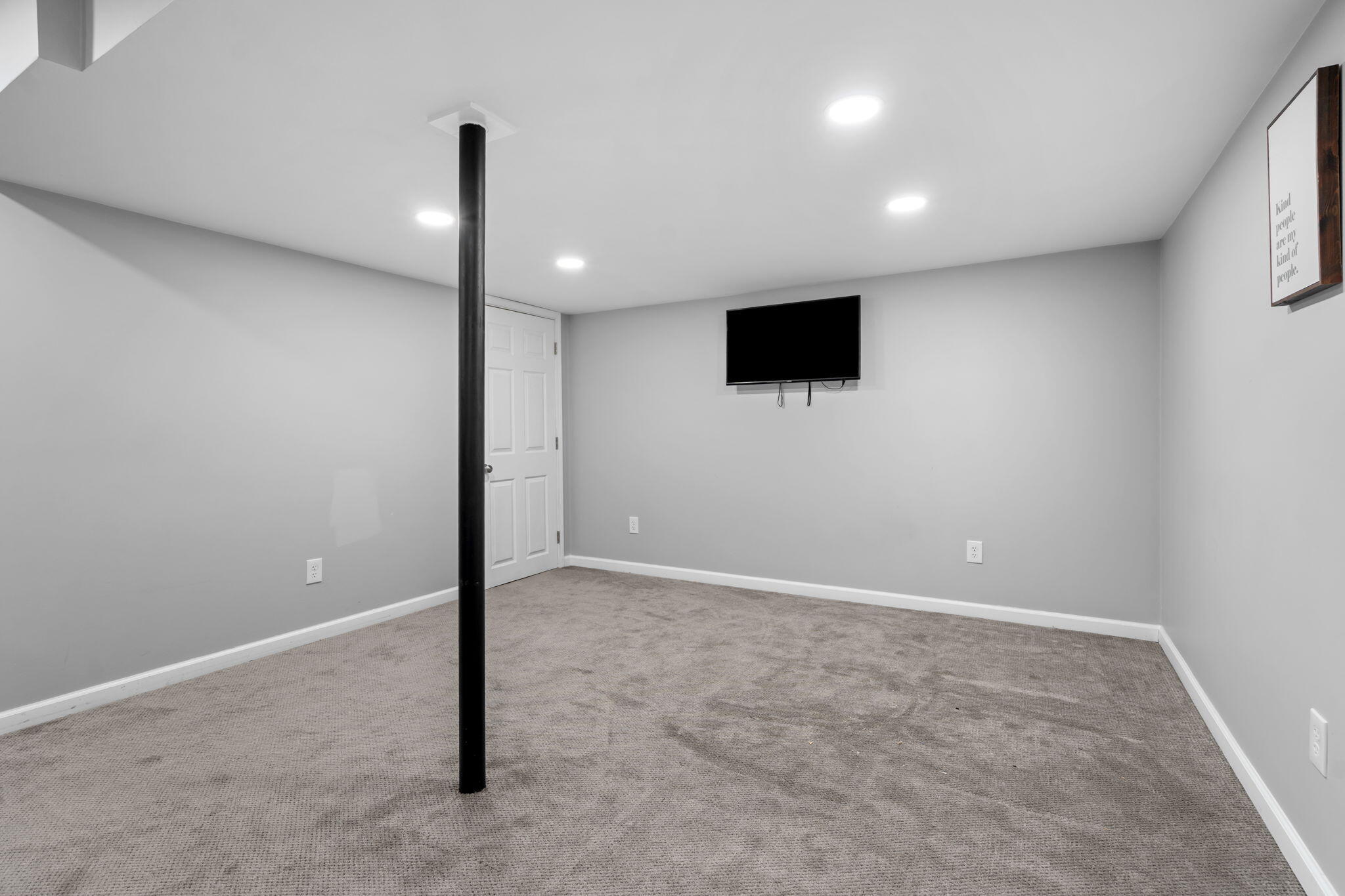 48893 5th Avenue Canton, MI 48188 - Photo 45 of 61 54-web-or-mls-DSC01595