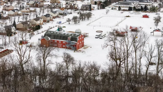 $560,000 | 48893 5th Avenue, Canton, MI 48188