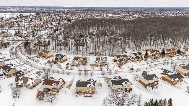 $560,000 | 48893 5th Avenue, Canton, MI 48188