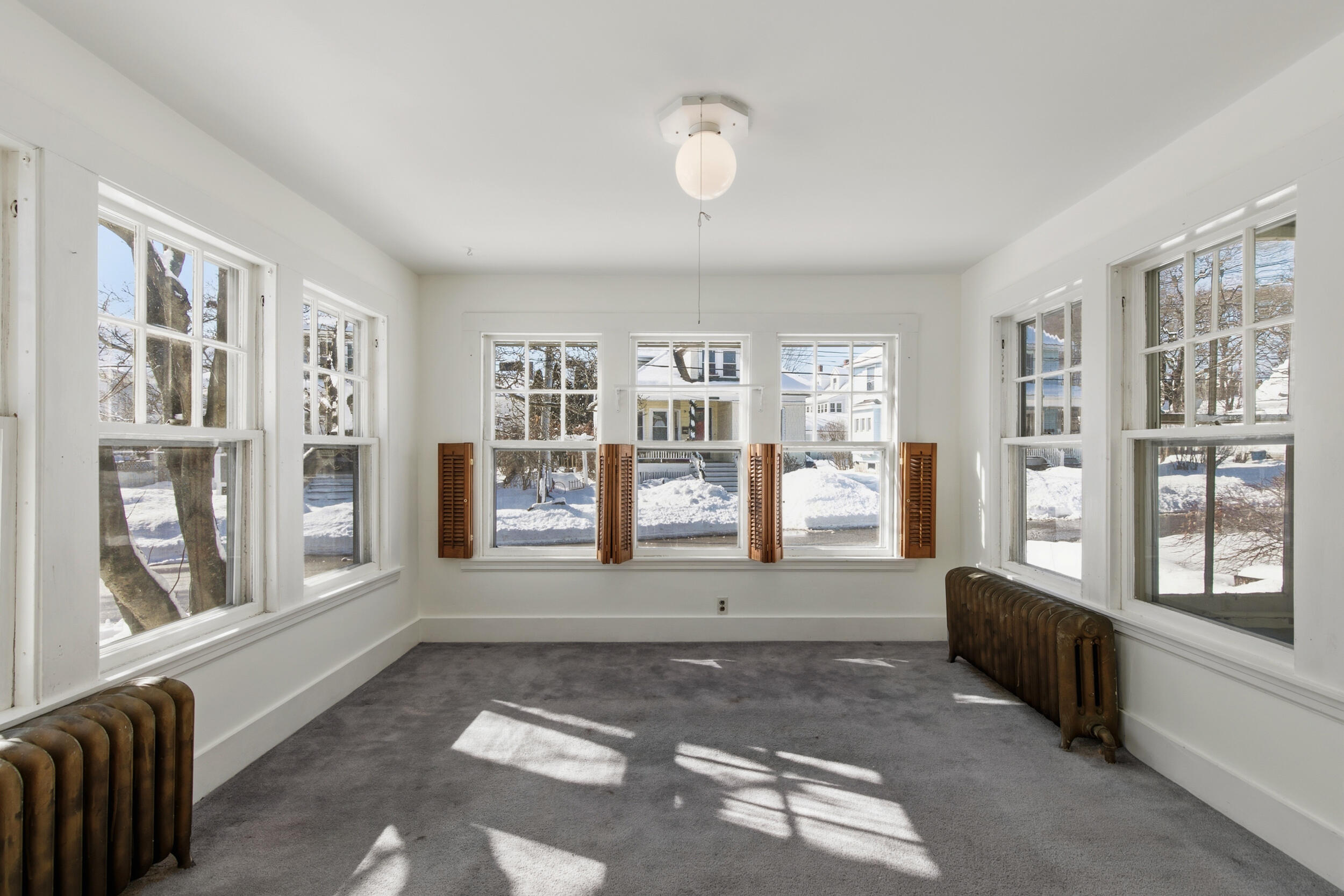 124 Ocean Avenue Portland, ME 04103 - Photo 14 of 37 124 ocean ave, portland, me 04103, usa_0