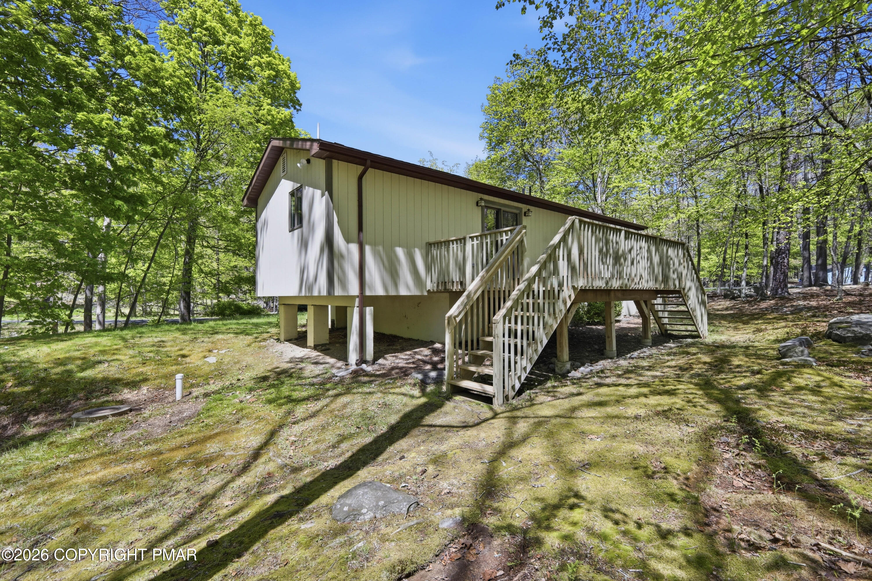 505 West Chipmunk Road Bushkill, PA 18324 - Photo 34 of 43 14-Photo-12