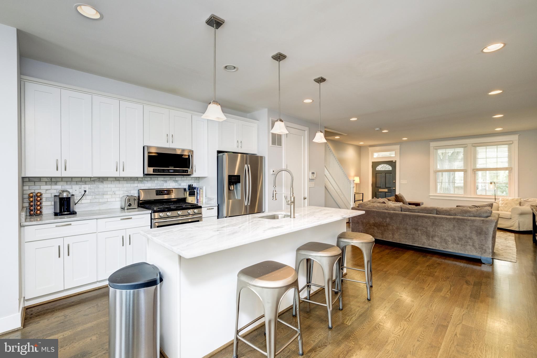 923 Decatur Street Northwest Washington, DC 20011 - Photo 8 of 27 Gallery Image 8