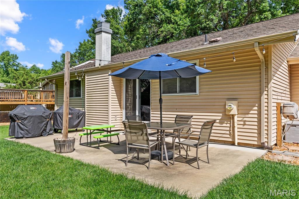 1115 Shadowoak Drive Ballwin, MO 63021 - Photo 27 of 39