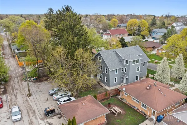 $1,289,900 | 1542 Victoria Avenue, North Chicago, IL 60064