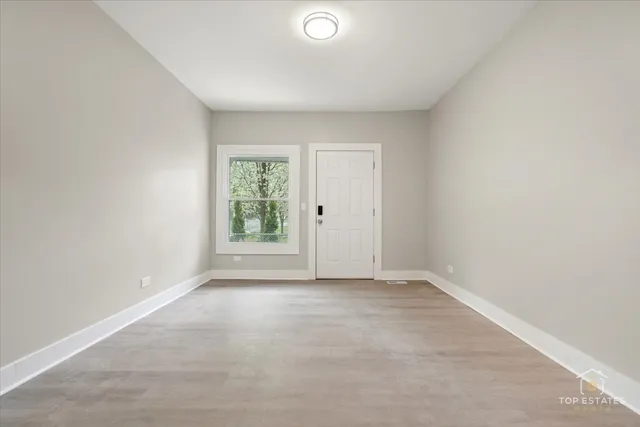 $1,289,900 | 1542 Victoria Avenue, North Chicago, IL 60064