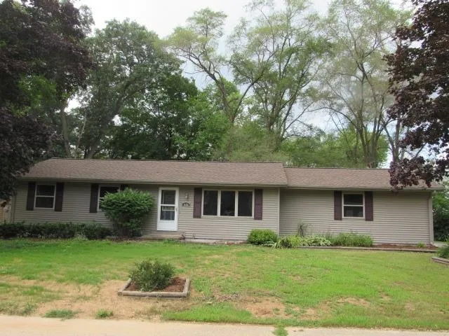 $349,900 | 613 Shady Lane, Pardeeville, WI 53954