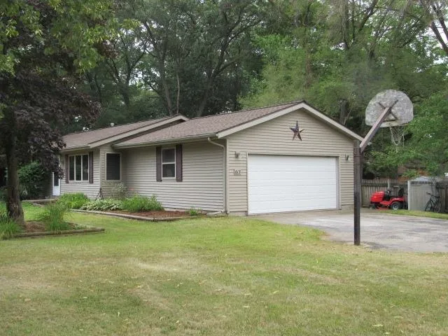 $349,900 | 613 Shady Lane, Pardeeville, WI 53954