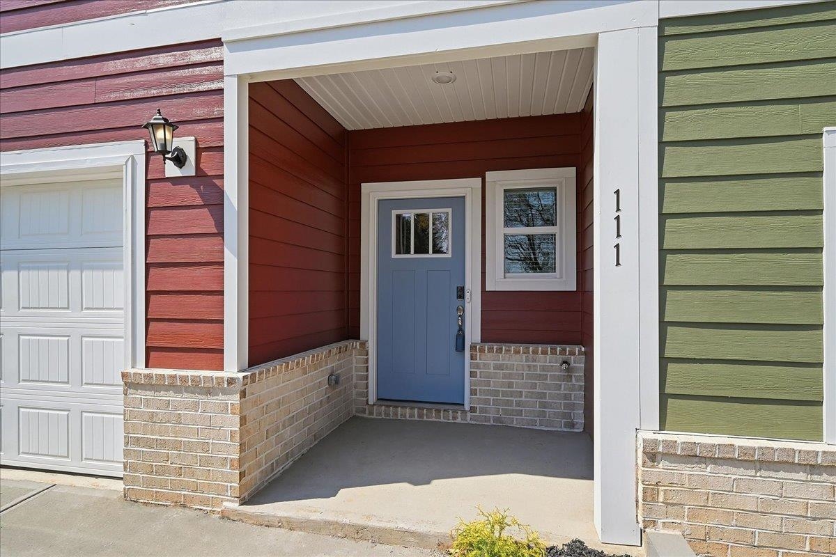 111 Kerwin Court Greer, SC 29651 - Photo 3 of 30