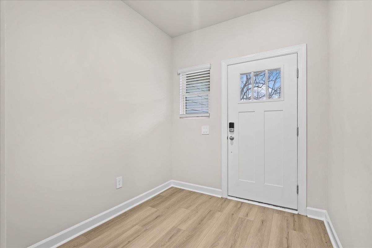 111 Kerwin Court Greer, SC 29651 - Photo 4 of 30