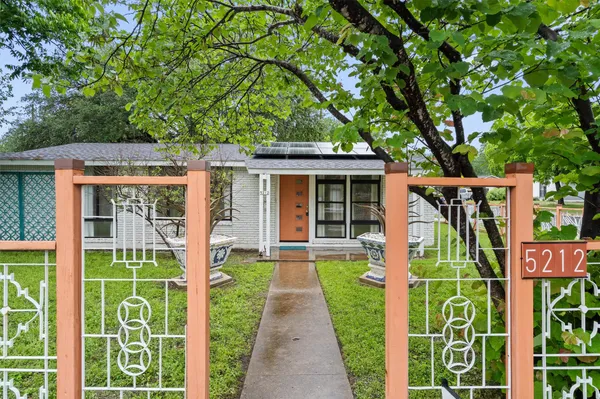 $2,495 | 5212 Berkman Drive, Austin, TX 78723