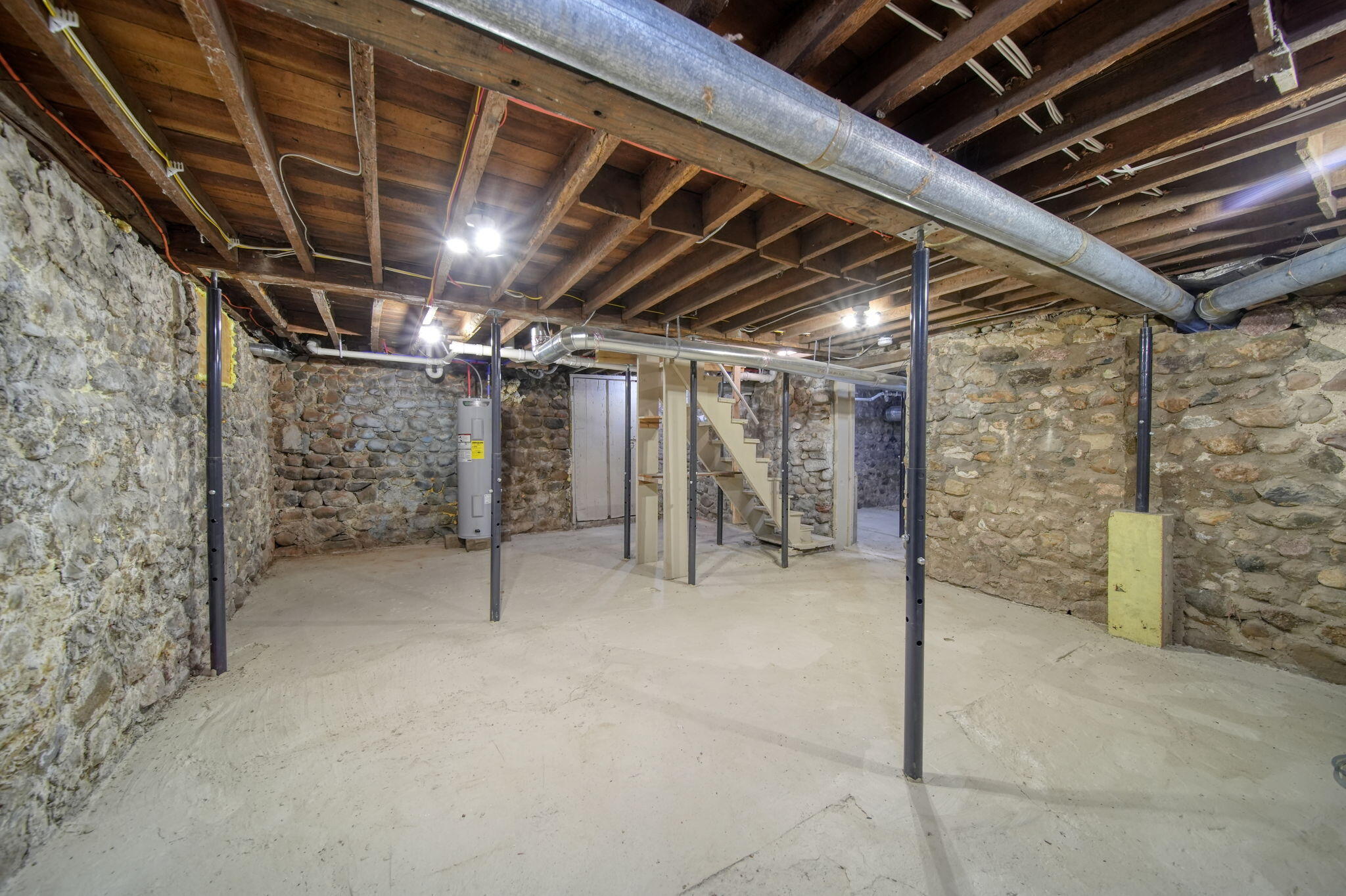 3637 Hanover Road Horton, MI 49246 - Photo 23 of 34 23-web-or-mls-DSC05437_HDR