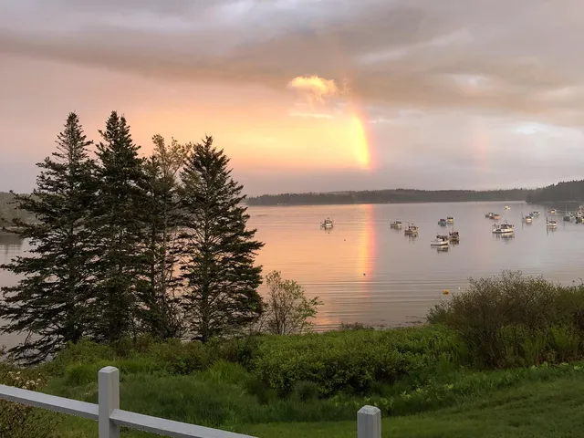 $595,000 | 14 Deer Run Lane, Swans Island, ME 04685