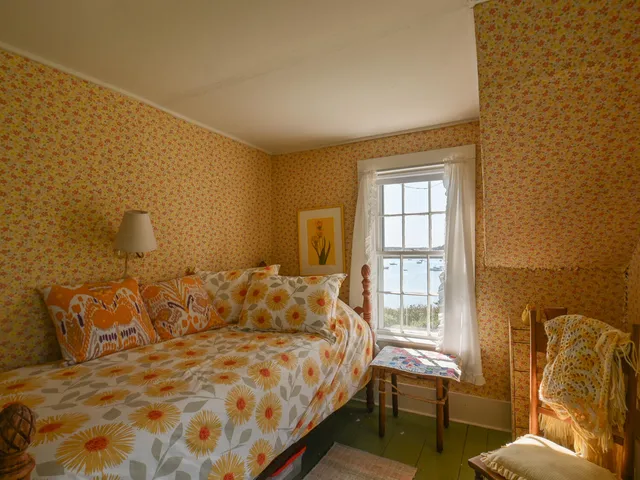 $595,000 | 14 Deer Run Lane, Swans Island, ME 04685