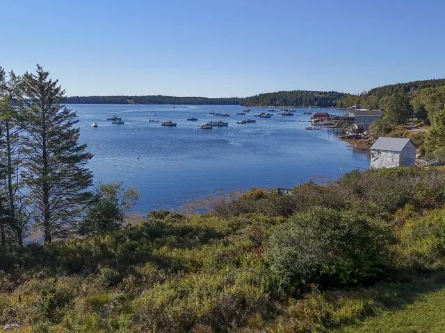 $595,000 | 14 Deer Run Lane, Swans Island, ME 04685