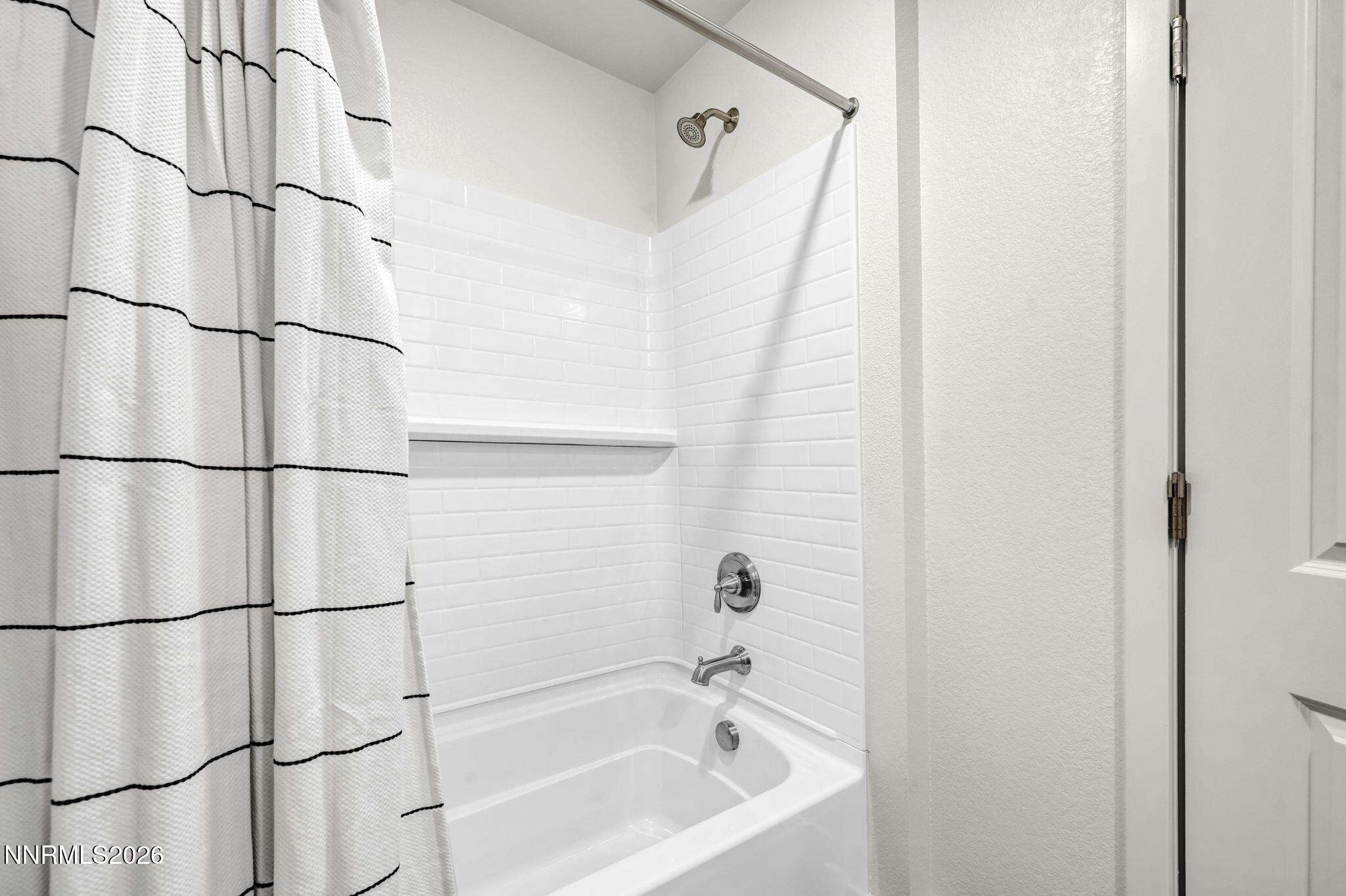 5882 Grand Row Way Reno, NV 89523 - Photo 42 of 44 43-web-or-mls-5882-grand-row-wy