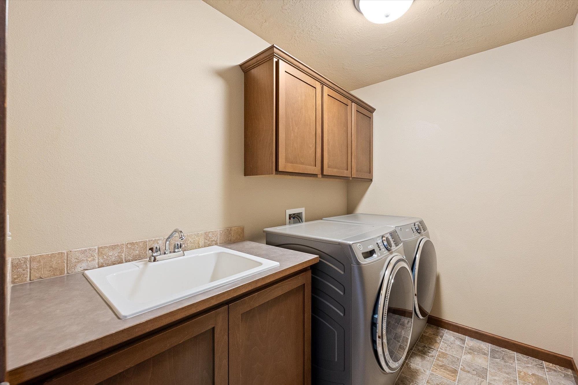17709 East Daystar Road Greenacres, WA 99016 - Photo 27 of 44