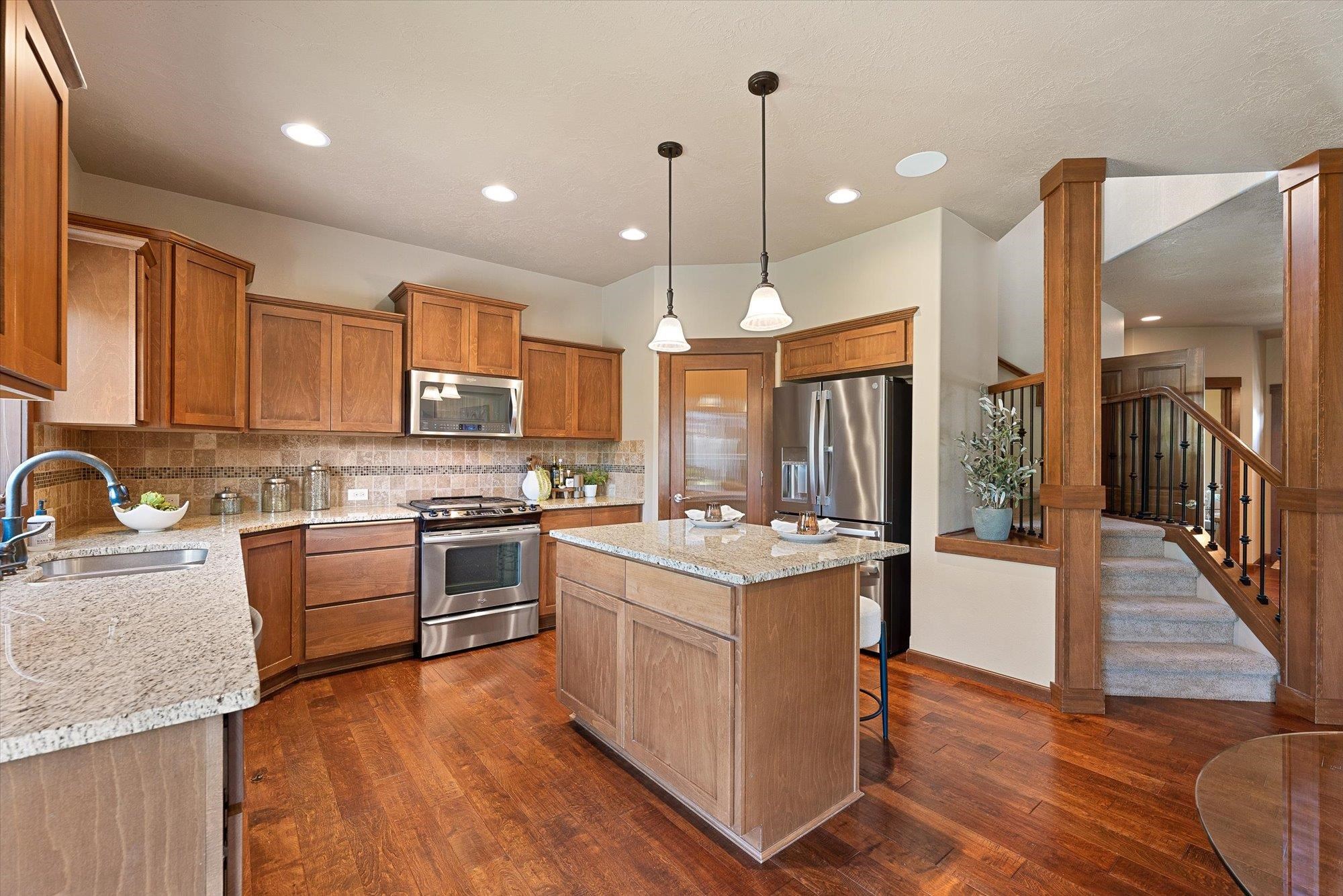 17709 East Daystar Road Greenacres, WA 99016 - Photo 9 of 44