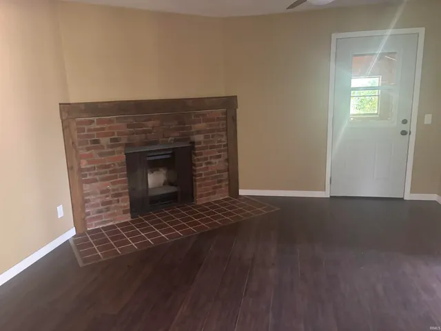 $185,000 | 1610 East Division Road, Portland, IN 47371