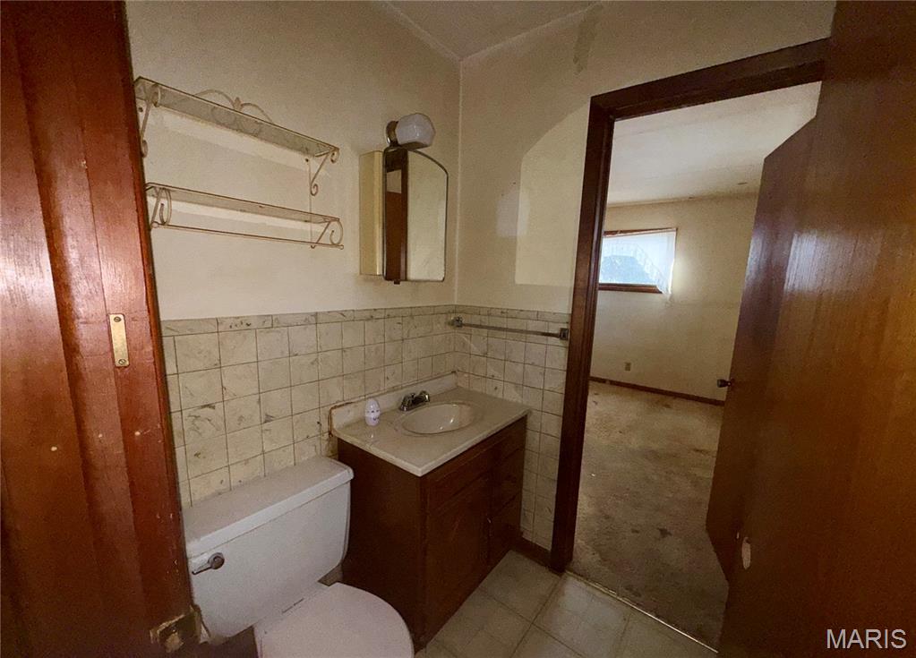 223 Cardinal Lane Tipton, MO 65081 - Photo 7 of 10