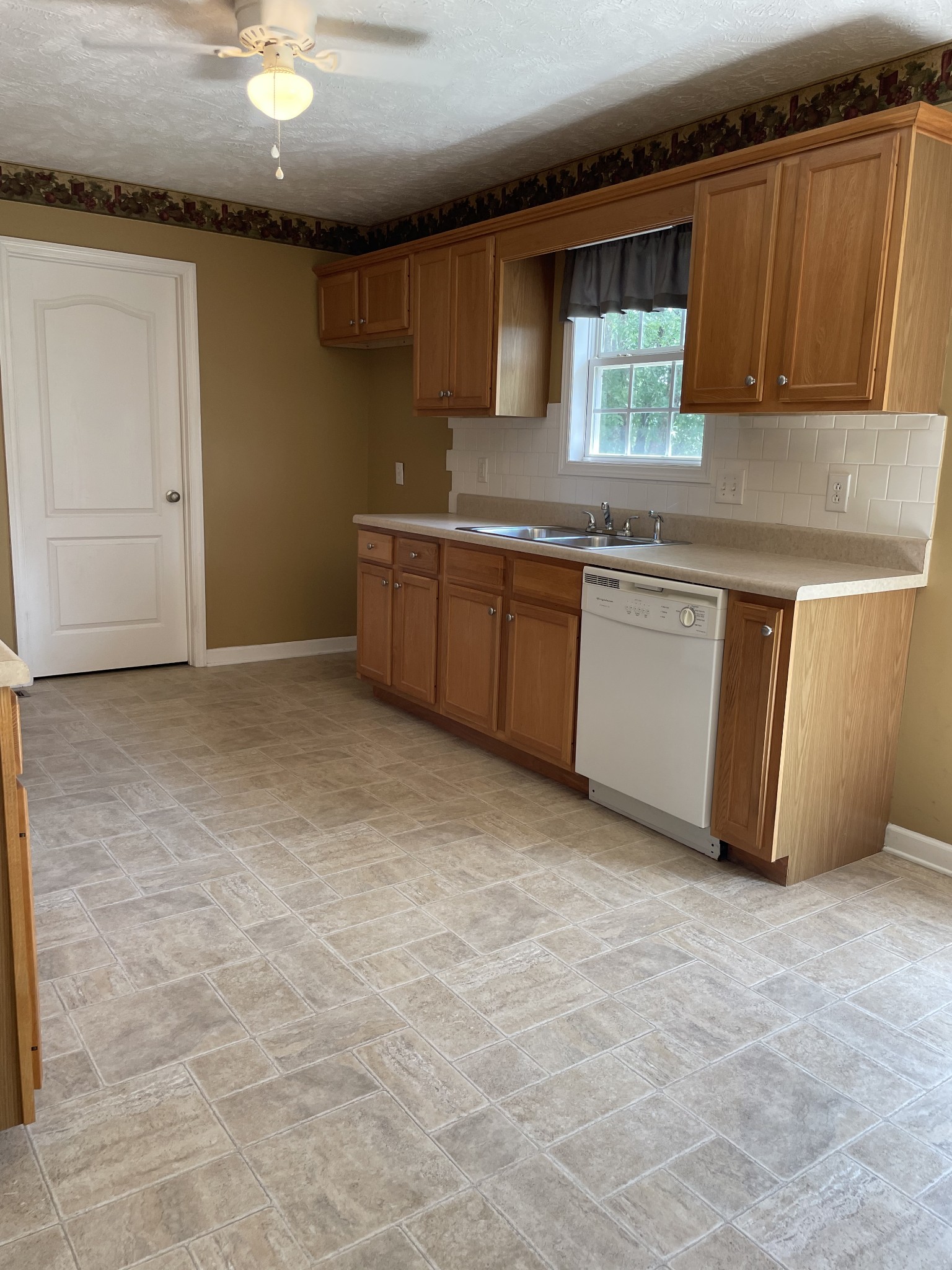 4975 Midland Fosterville Road Bell Buckle, TN 37020 - Photo 23 of 28 Gallery Image 23