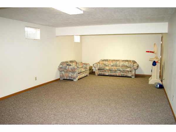 940 Doherty Road Galloway, OH 43119 - Photo 9 of 10 Gallery Image 9