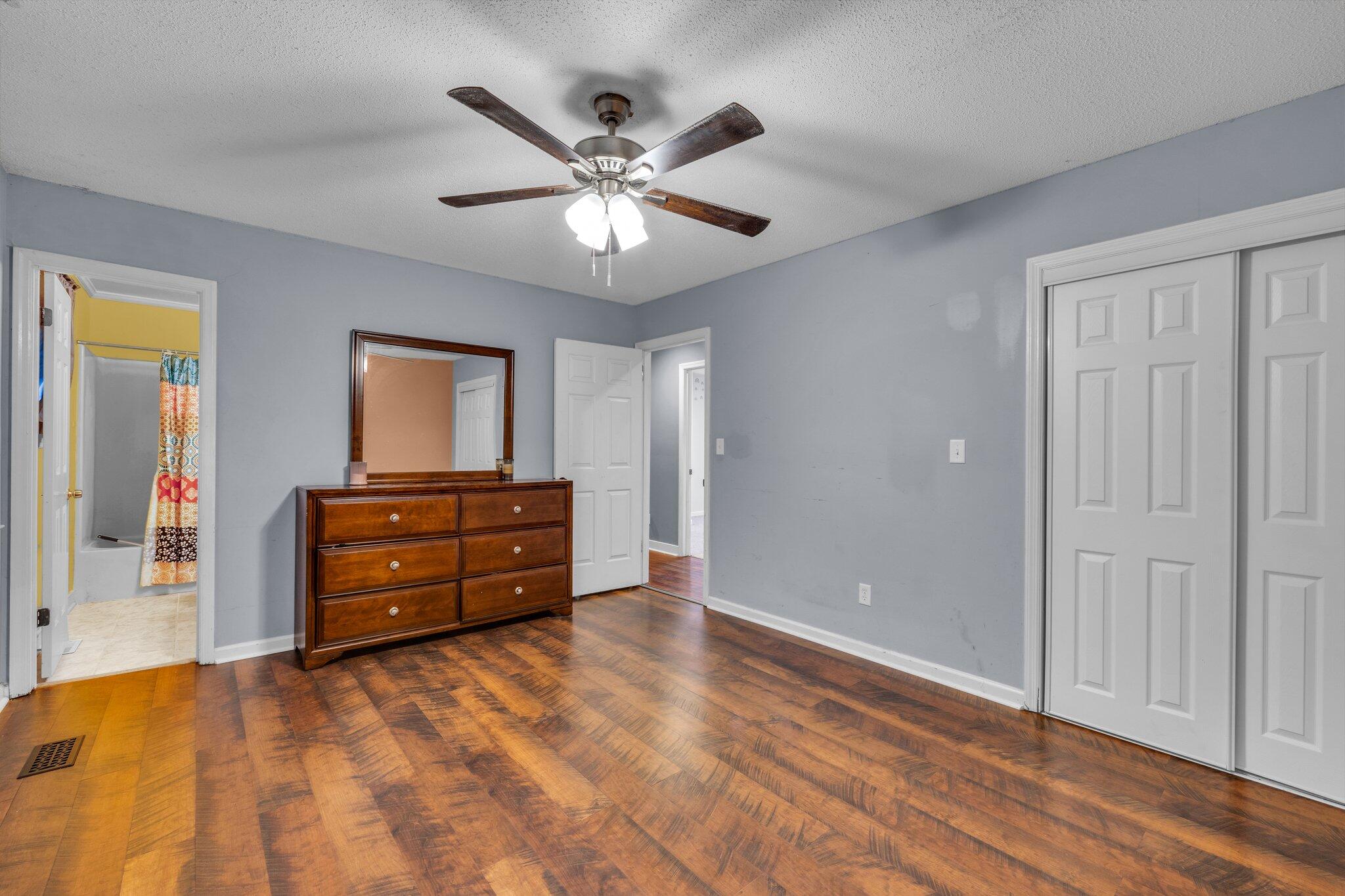 2021 Bice Road Soddy Daisy, TN 37379 - Photo 13 of 20 19-web-or-mls-2021-bice-rd