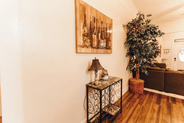 $485,000 | 6870 14th Avenue, Sacramento, CA 95820