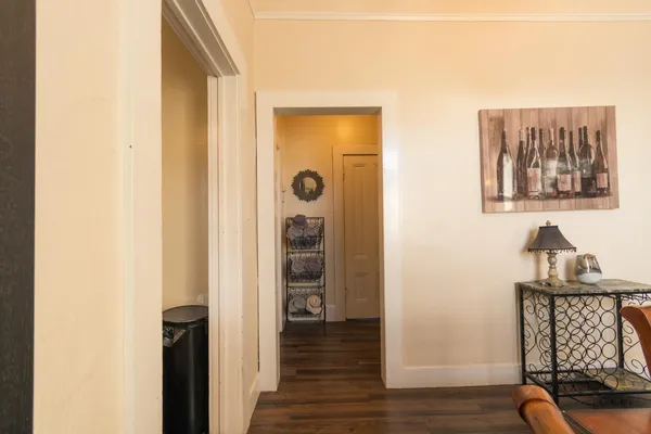 $460,000 | 6870 14th Avenue, Sacramento, CA 95820