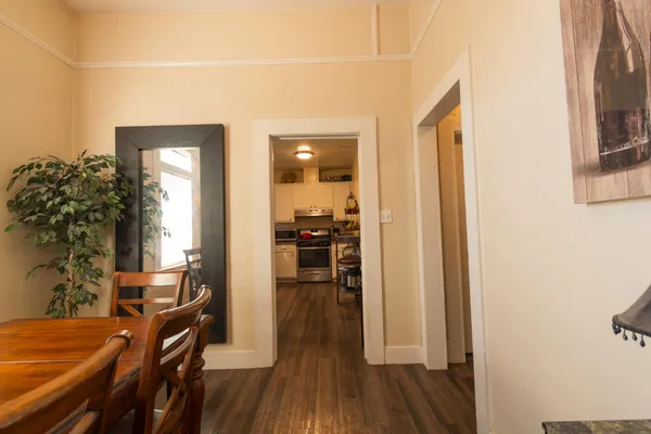 $460,000 | 6870 14th Avenue, Sacramento, CA 95820
