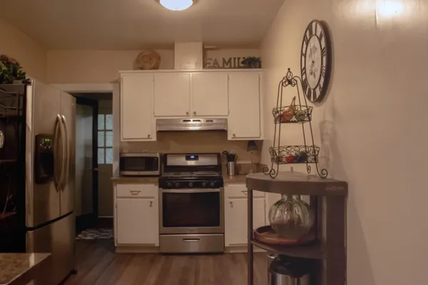 $460,000 | 6870 14th Avenue, Sacramento, CA 95820