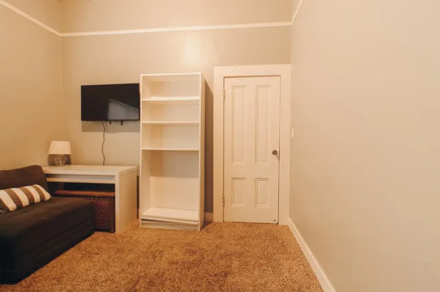 $485,000 | 6870 14th Avenue, Sacramento, CA 95820