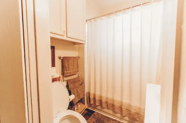 $485,000 | 6870 14th Avenue, Sacramento, CA 95820