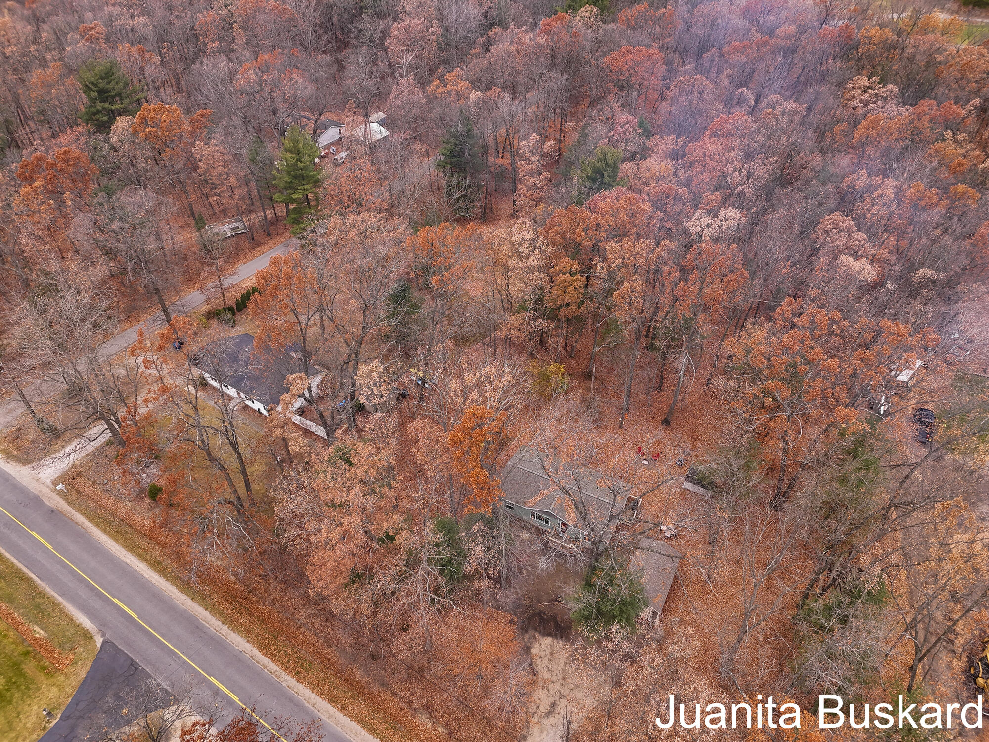 14291 Taft Street Spring Lake, MI 49456 - Photo 26 of 30 DJI_20251118092208_0037_D