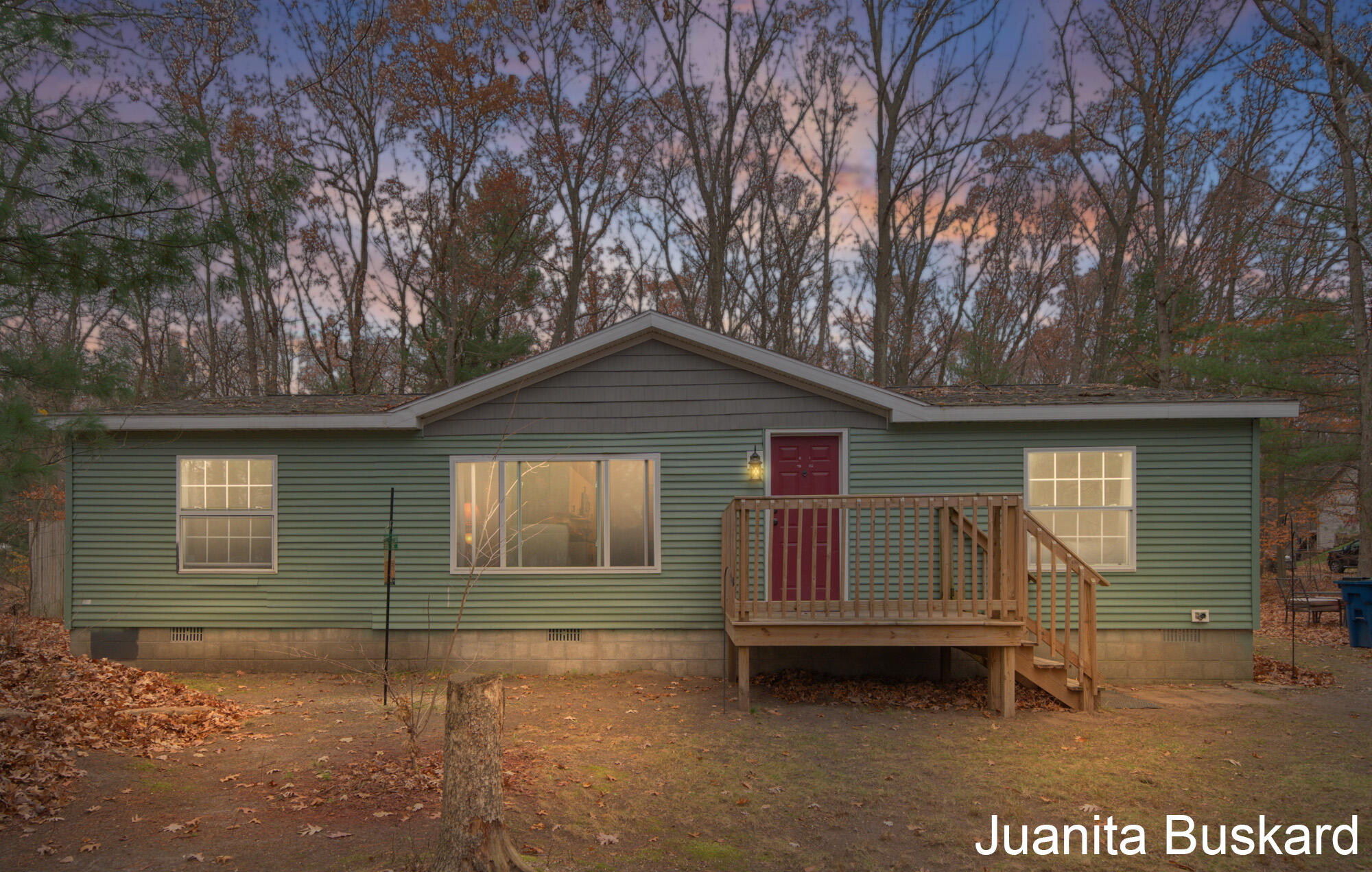 14291 Taft Street Spring Lake, MI 49456 - Photo 3 of 30 _CR_0874 dd