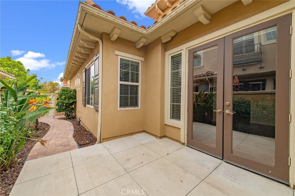 77 Hallmark Irvine, CA 92620 - Photo 32 of 35 a view of a entryway door