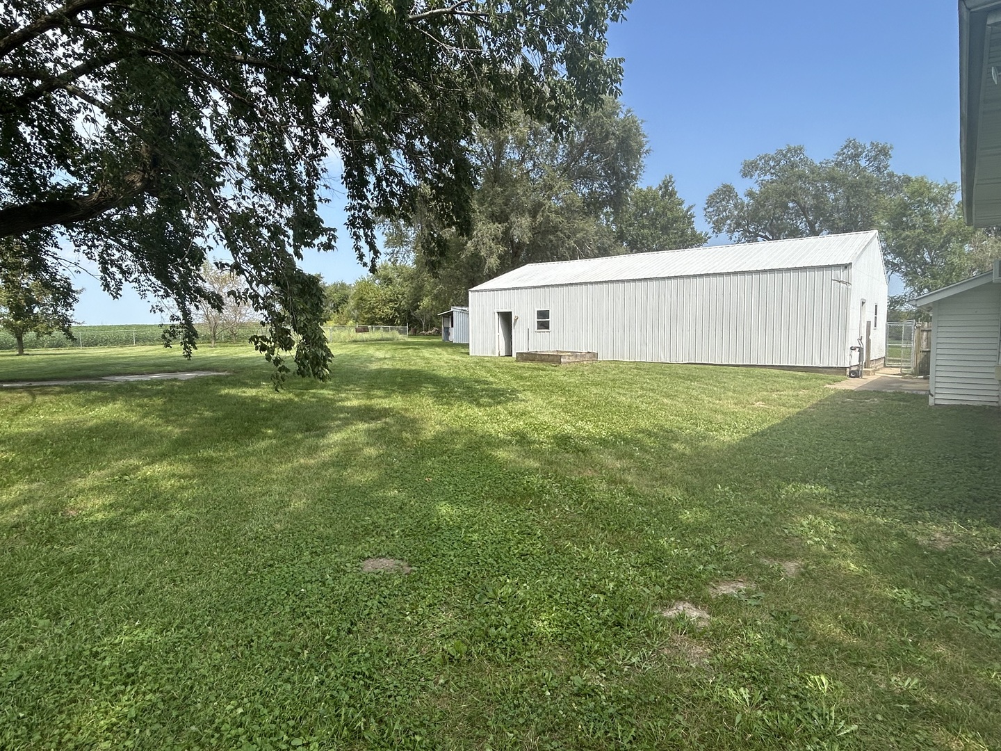 18527 Poland Road Danville, IL 61834 - Photo 14 of 71 Gallery Image 14