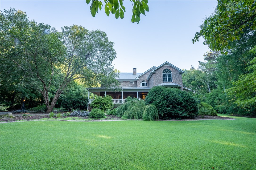 423 Issaqueena Trail Clemson, SC 29631 - Photo 2 of 48 Gallery Image 2